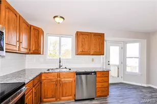 561 Prentice Dr, Saint Peters, MO 63376 - Photo 5