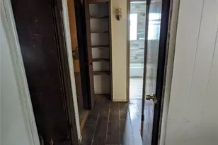 10333 Castle Dr, Saint Louis, MO 63136 - Photo 19