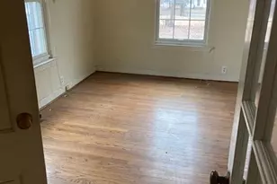 608 N 4th St, Elsberry, MO 63343 - Photo 9