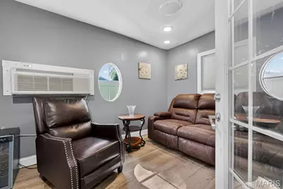 5616 Willard Avenue, Affton, MO 63123 - Photo 27