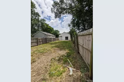 7719 Minnesota Avenue, Saint Louis, MO 63111 - Photo 7