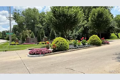 2154 White Lane Drive, Chesterfield, MO 63017 - Photo 7