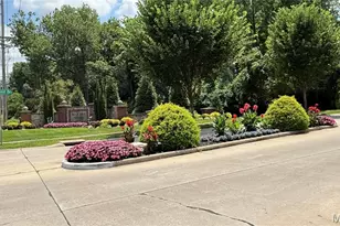 2154 White Ln Dr, Chesterfield, MO 63017 - Photo 7