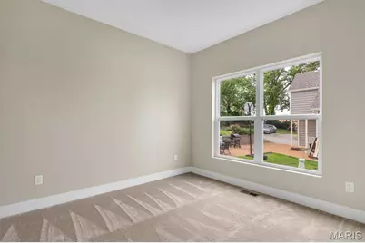 211 Fee Fee Road, Maryland Heights, MO 63043 - Photo 27