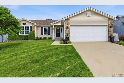 4 Cambourne Court, Saint Peters, MO 63376 - Photo 1