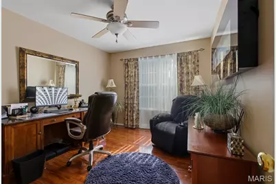 13025 Kinsley Heights Drive, Florissant, MO 63033 - Photo 13