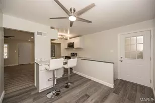 2252 Luxmore Dr, Saint Louis, MO 63136 - Photo 9
