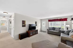 1375 Burning Tree Dr, Florissant, MO 63033 - Photo 9