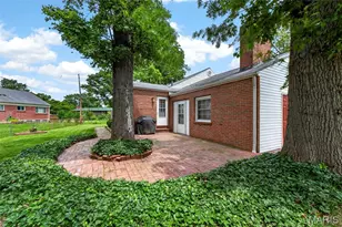 1375 Burning Tree Dr, Florissant, MO 63033 - Photo 5