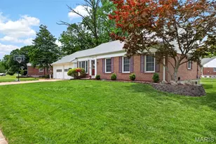 1375 Burning Tree Dr, Florissant, MO 63033 - Photo 3