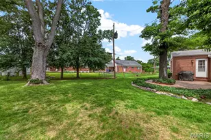 1375 Burning Tree Dr, Florissant, MO 63033 - Photo 43