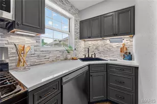 9102 W Swan Cir, Brentwood, MO 63144 - Photo 9