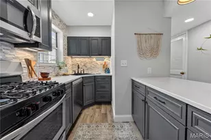 9102 W Swan Cir, Brentwood, MO 63144 - Photo 7