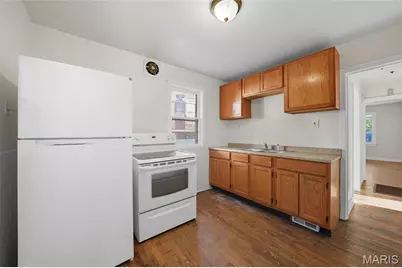 7138 Garesche Avenue, Jennings, MO 63136 - Photo 7