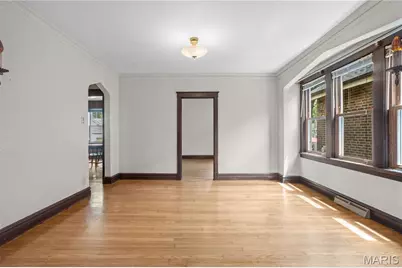 3993 Dover Place, Saint Louis, MO 63116 - Photo 9