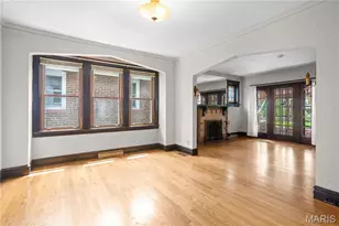 3993 Dover Pl, Saint Louis, MO 63116 - Photo 11