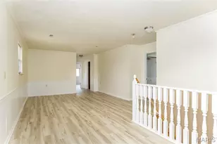 8201 Braddock Dr, University City, MO 63132 - Photo 13