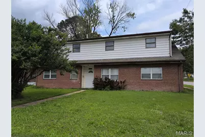 8201 Braddock Drive, University City, MO 63132 - Photo 1
