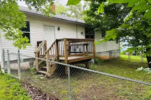 436 Hickory St, Shelbyville, MO 65565 - Photo 5