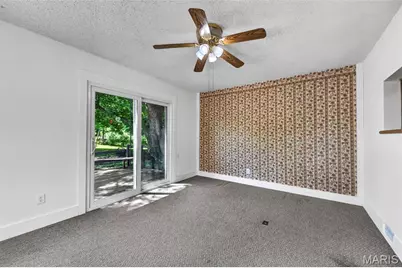 800 Crowder Drive, Florissant, MO 63031 - Photo 17