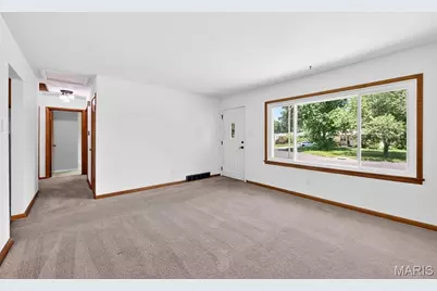 800 Crowder Drive, Florissant, MO 63031 - Photo 11