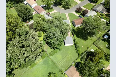 800 Crowder Drive, Florissant, MO 63031 - Photo 35