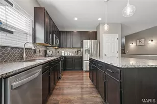 1117 River Oak Ct, O'Fallon, MO 63366 - Photo 7