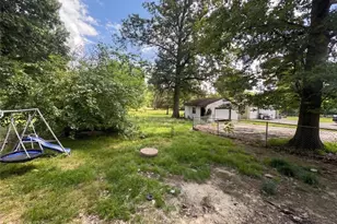 11424 Larimore Rd, Saint Louis, MO 63138 - Photo 15