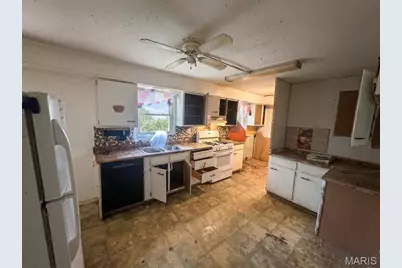 11424 Larimore Road, Saint Louis, MO 63138 - Photo 3