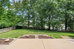 1104 Big Bend Station Dr, Manchester, MO 63088 - Photo 27