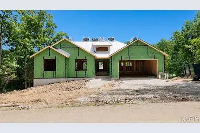 282 Constitution Avenue, De Soto, MO 63020 - Photo 1