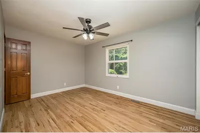 4184 Lisieux Lane, Oakville, MO 63129 - Photo 13