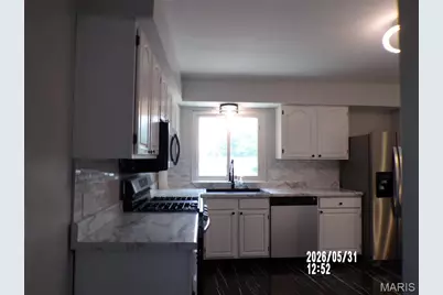 4348 Vandals Drive, Florissant, MO 63033 - Photo 7