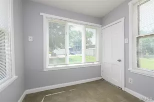 5030 Grace Ave, Saint Louis, MO 63116 - Photo 11