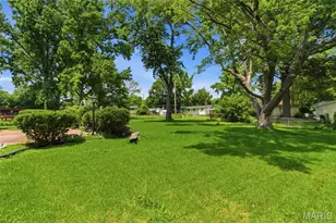 1395 Redbird Dr, Florissant, MO 63031 - Photo 29