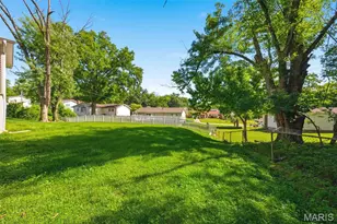 431 Rockview Dr, Unincorporated, MO 63129 - Photo 37