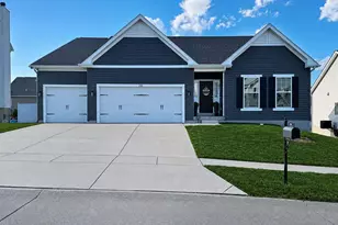 218 Carlton Point Dr, Wentzville, MO 63385 - Photo 1