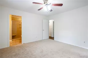 11042 Wylestone Ct, Unincorporated, MO 63126 - Photo 15