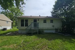 1440 Columbus Dr, Saint Louis, MO 63138 - Photo 17