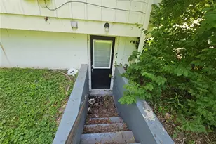 1440 Columbus Dr, Saint Louis, MO 63138 - Photo 19