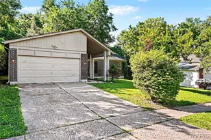 5374 Trailview Dr, Black Jack, MO 63033 - Photo 3