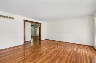 4413 Remus Dr, Florissant, MO 63033 - Photo 3