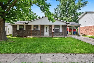 2322 Battlefield Drive, Florissant, MO 63031 - Photo 1