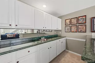 386 Shetland Valley Ct, Chesterfield, MO 63005 - Photo 23