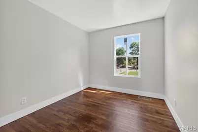 2700 Arsenal Street, Saint Louis, MO 63118 - Photo 13