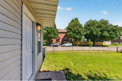 2700 Arsenal Street, Saint Louis, MO 63118 - Photo 23