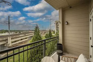 1270 Strassner Dr, Brentwood, MO 63144 - Photo 37