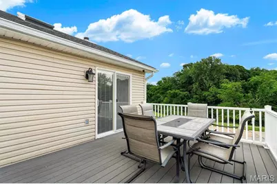 210 Kunze Drive, Saint Charles, MO 63303 - Photo 11