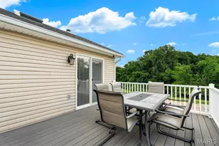 210 Kunze Dr, Saint Charles, MO 63303 - Photo 11