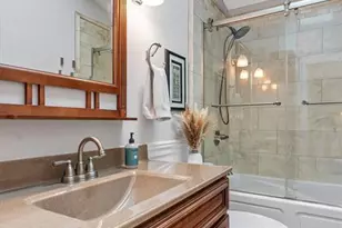 210 Kunze Dr, Saint Charles, MO 63303 - Photo 21